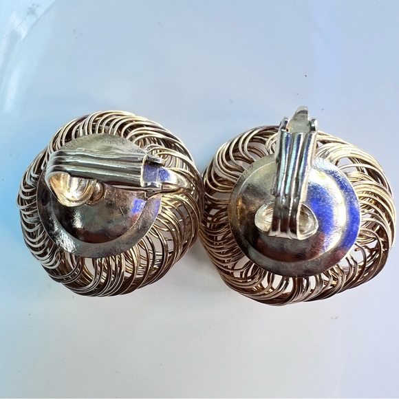 Earrings - Picture 5 of 11